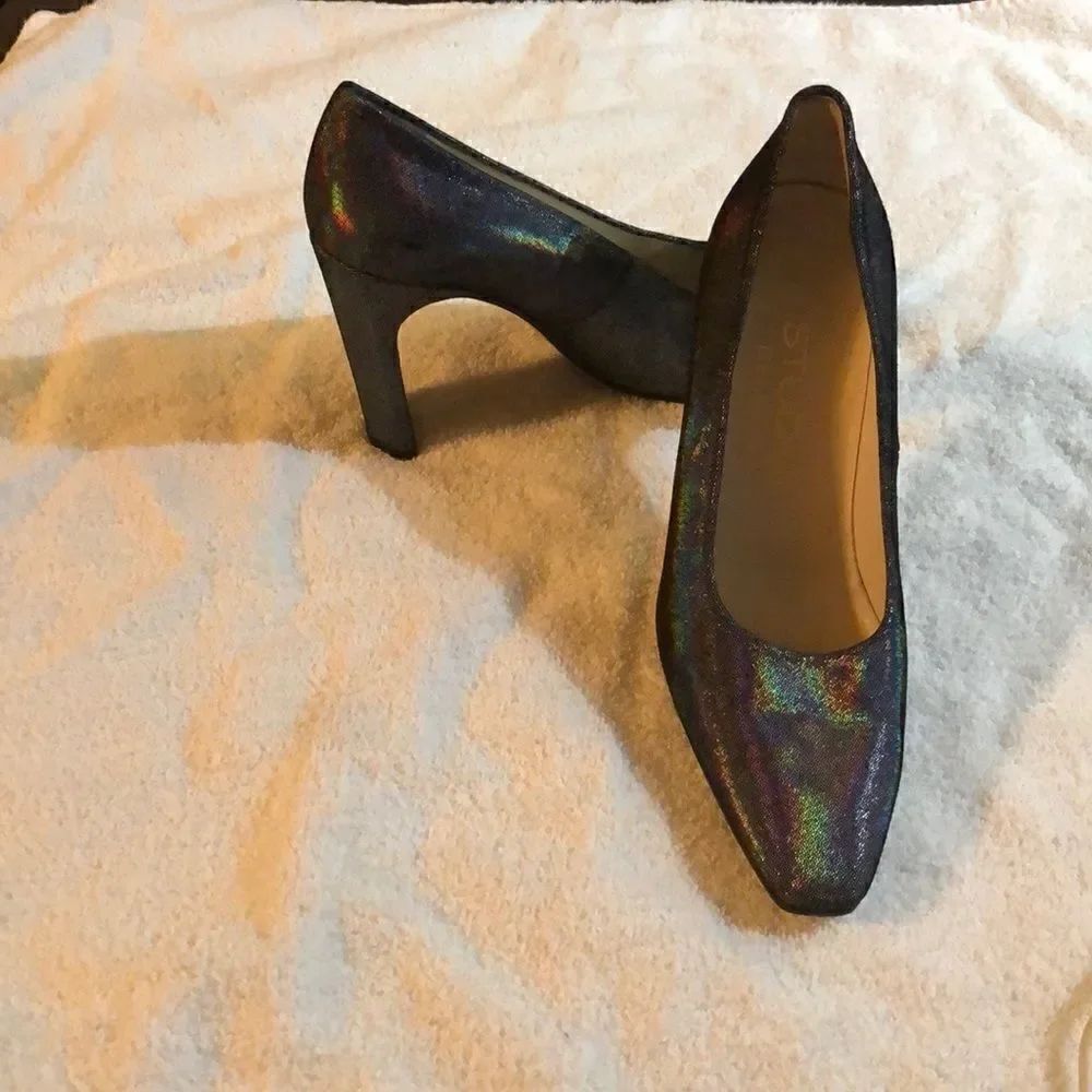 Studio Delman Heels  